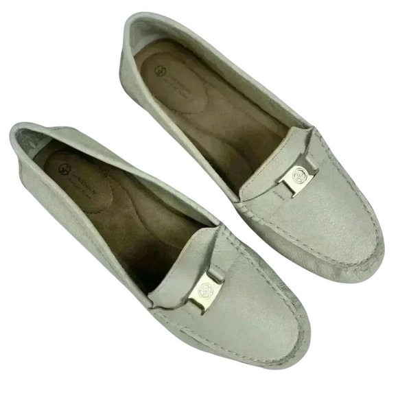 GIANI BERNINI Dailyn Memory Foam Loafers- White Leather- Size 8.5 - Picture 3 of 17